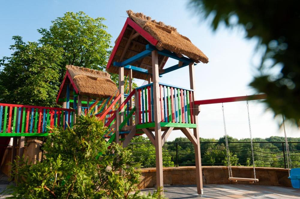 Hotel Bursztynowy Jozefow na Wisla Exterior photo